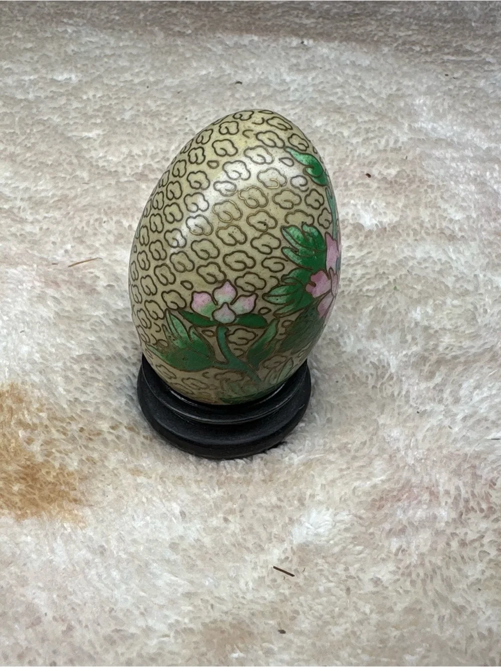 Floral Chinese Cloisonne Tiny Egg W Wood Stand Gold Green Pink